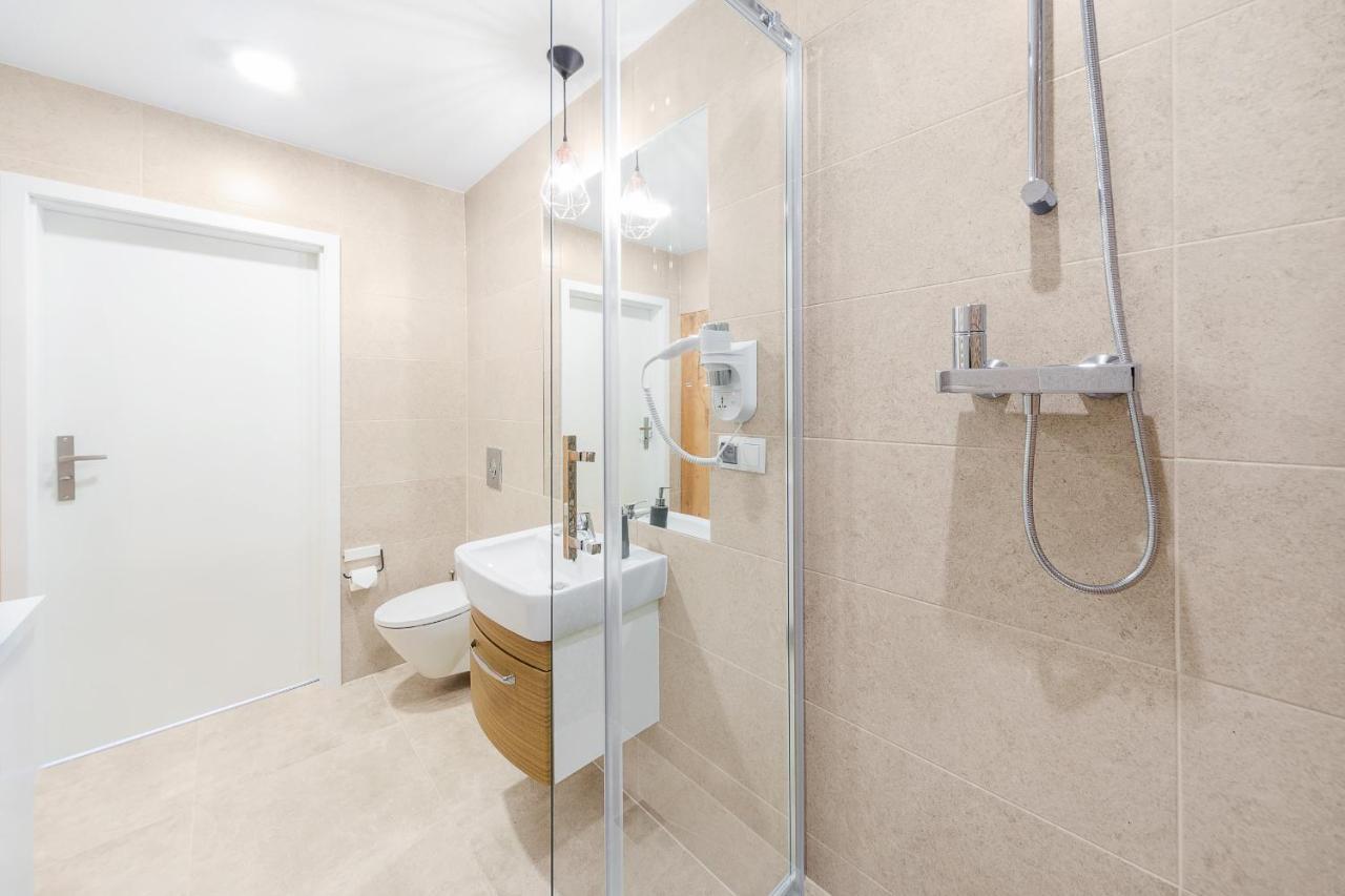גדנסק Six Suites, Old Town מראה חיצוני תמונה